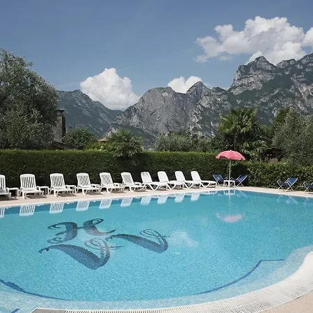Verde Hotell Torbole Sul Garda